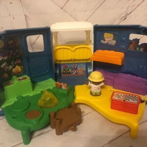 Fisher Price Little People Songs and Sounds Camper RV Motor Home retired discont